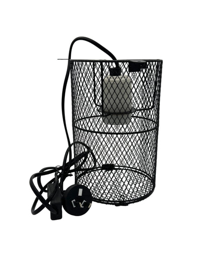 Heat mesh cover white bg